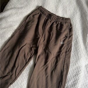 Alo Brown Sweatpants with Elastic Waist